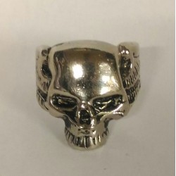 Skull ring punisher